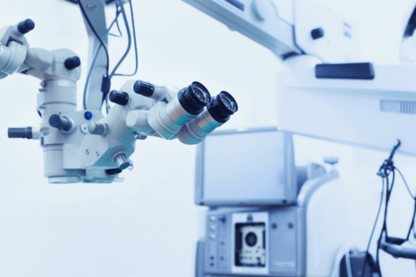 Behind the Scenes: What Happens During a LASIK Procedure? featured image